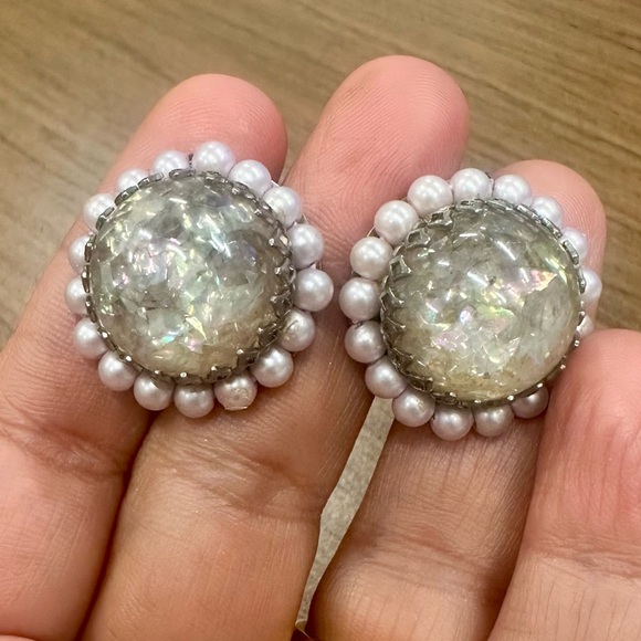 Jewelry - Elegant vintage confetti silver and Pearl Earrings